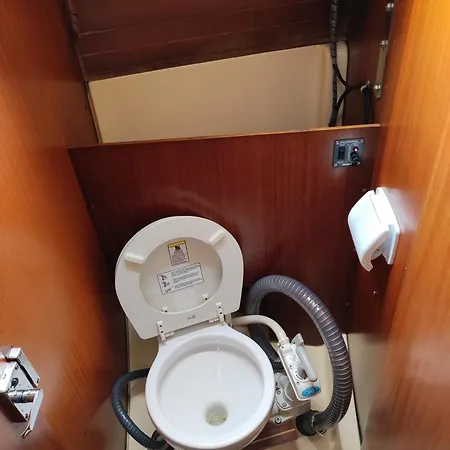 Sy Ney Hotel en barco Mangalia